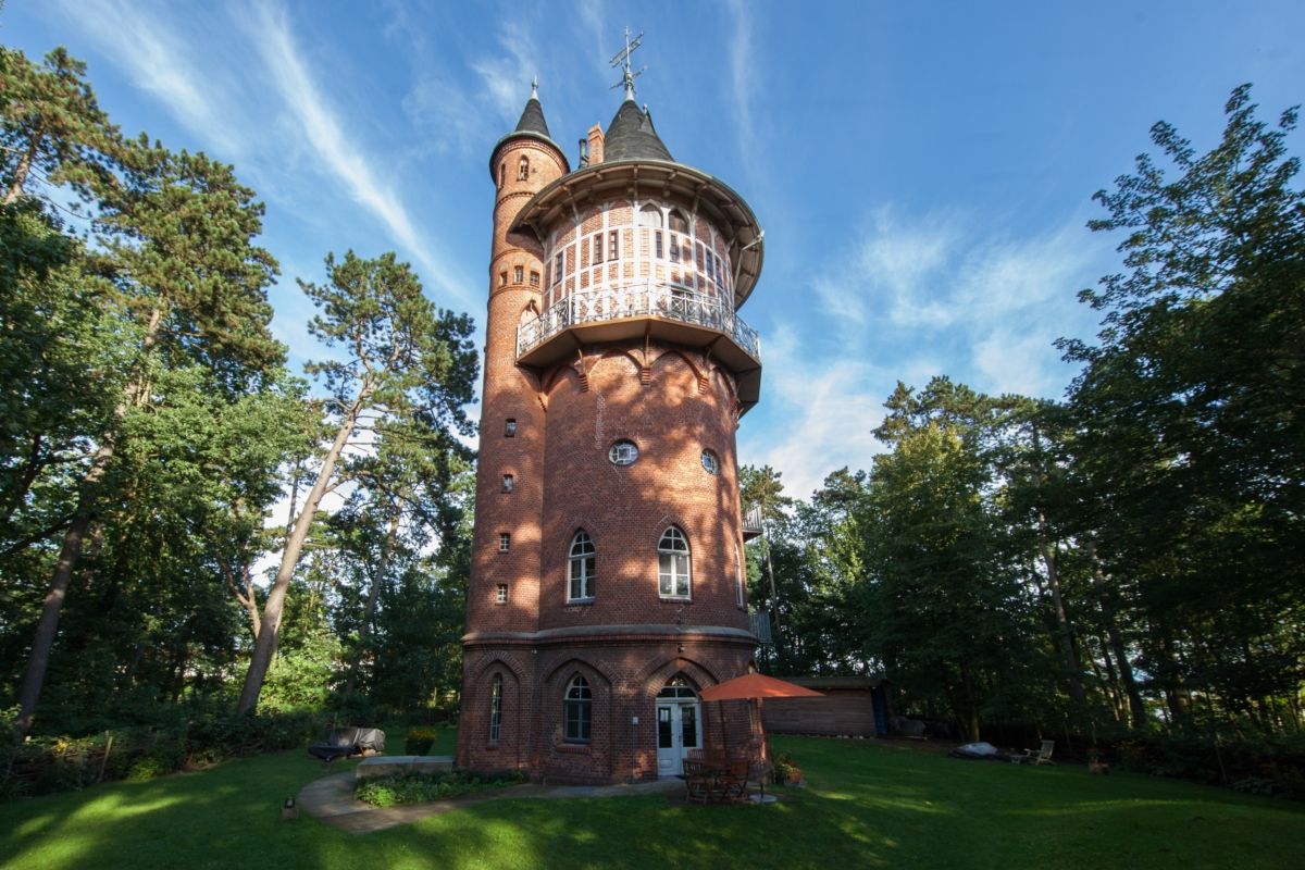 Foto: Der Wasserturm auf dem Nesselberg in Waren (Müritz). © Jan Kulke